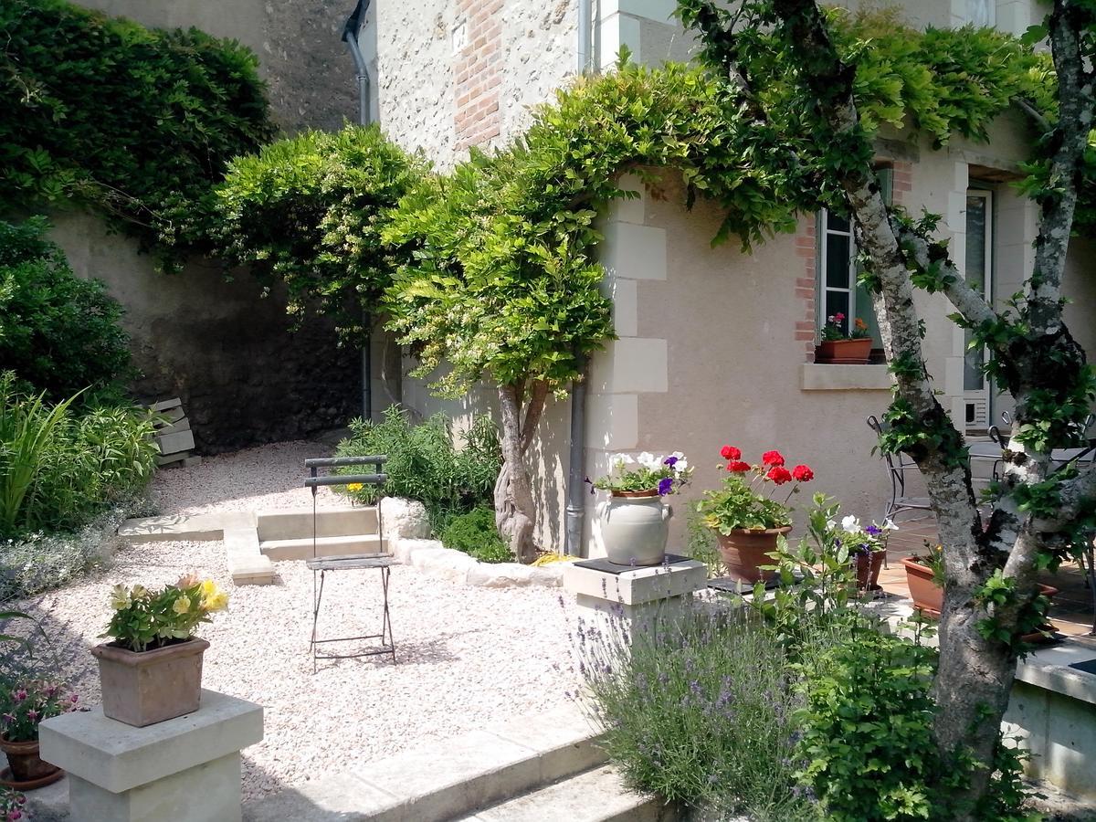 ホテルLe Petit Jardin Yoyo Monts エクステリア 写真