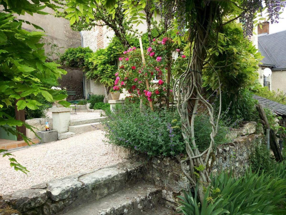 ホテルLe Petit Jardin Yoyo Monts エクステリア 写真
