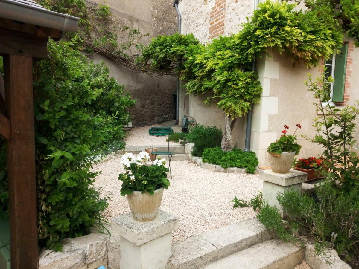 ホテルLe Petit Jardin Yoyo Monts エクステリア 写真